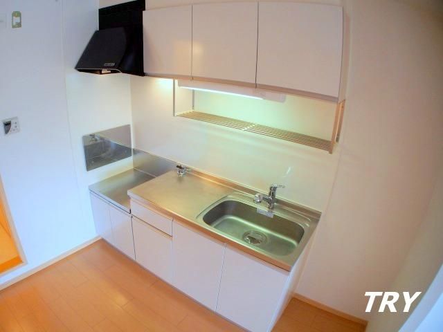 �y�L�b�`���z�@