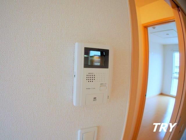 �y���̑��ݔ��z�@