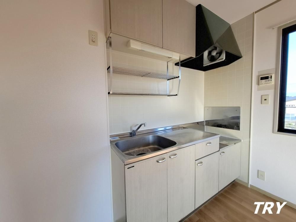 �y�L�b�`���z�@