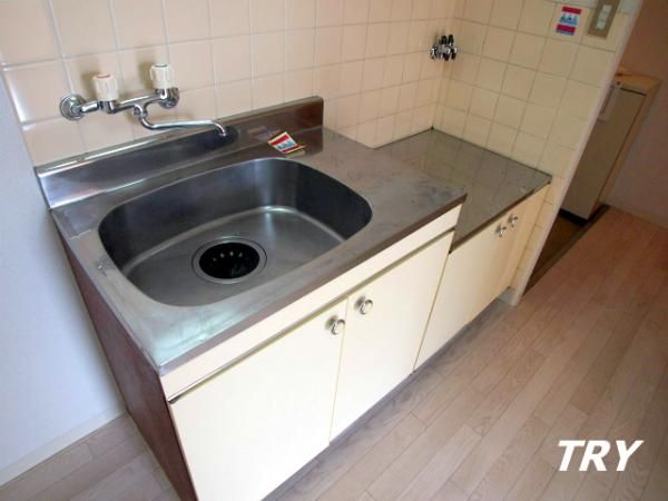 �y�L�b�`���z�@