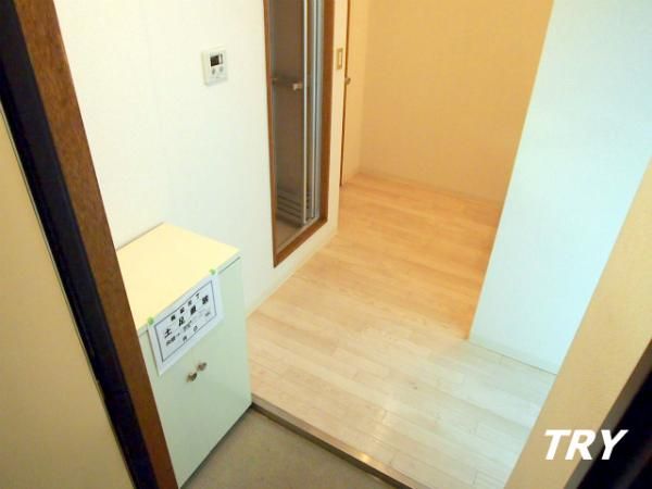 �y���ցz�@