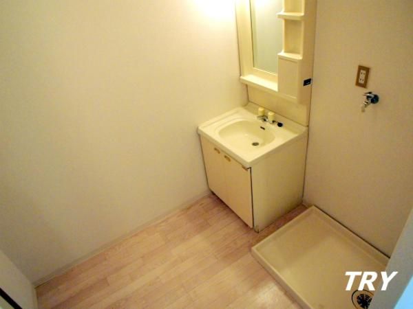 �y���ʏ��z�@