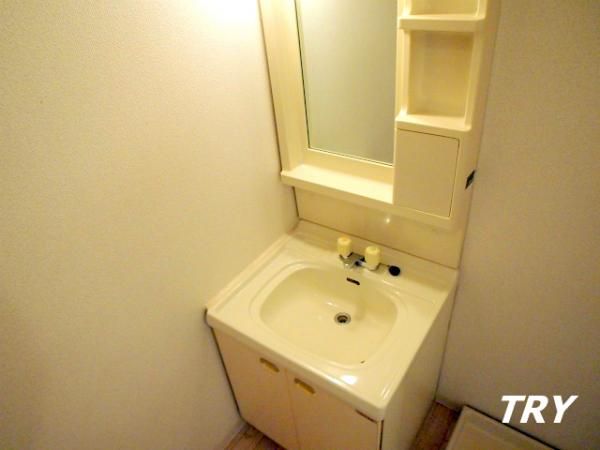 �y���ʏ��z�@