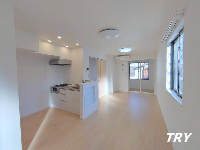 �y���ԁE���r���O�z�@