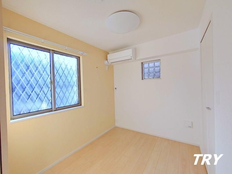 �y�Q���z�@