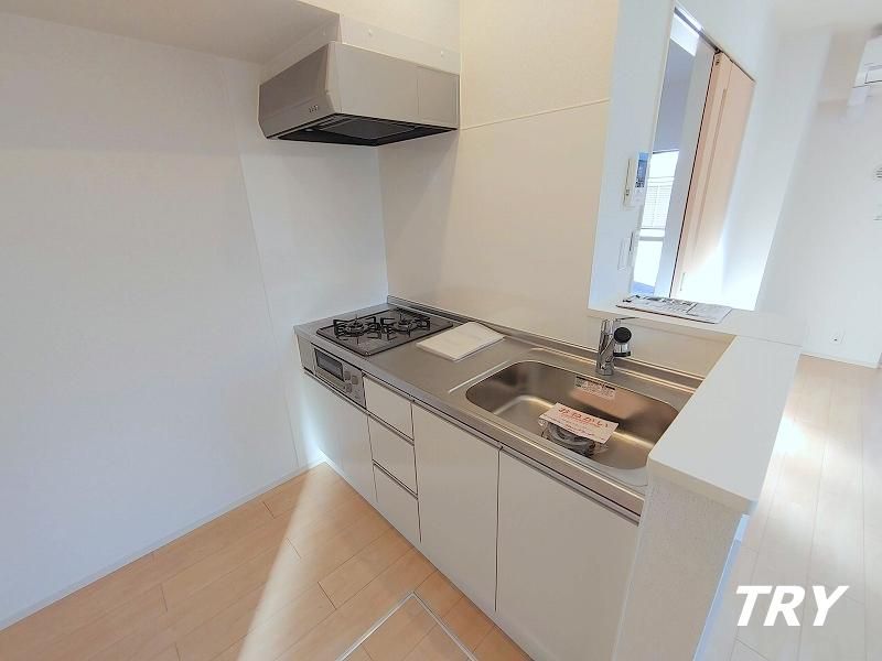 �y�L�b�`���z�@