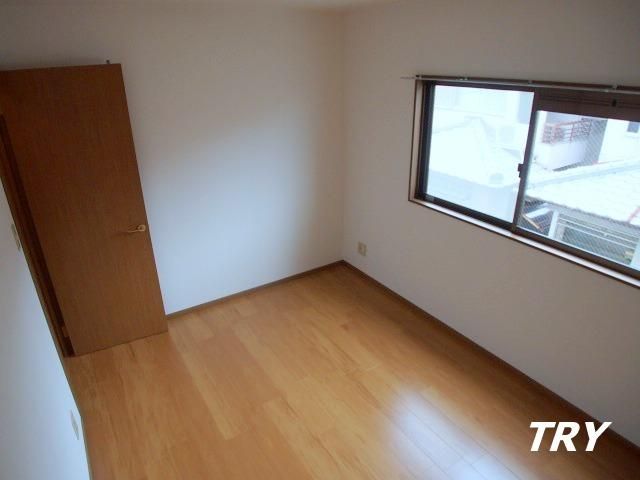 �y�Q���z�@