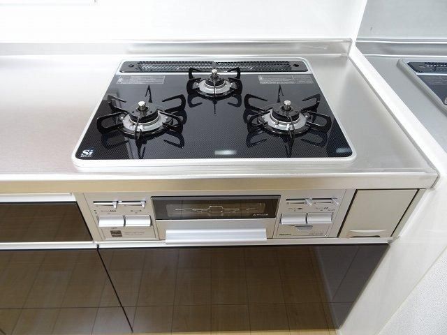 �y�L�b�`���z�@