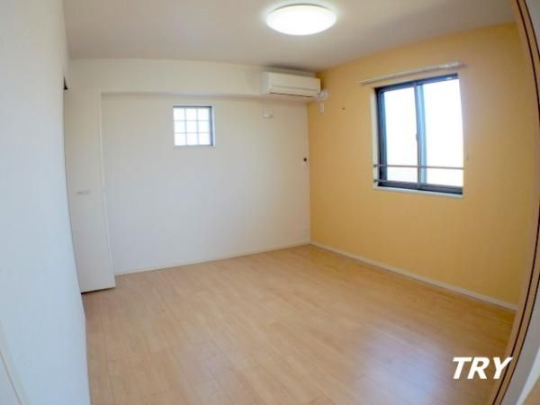 �y�Q���z�@