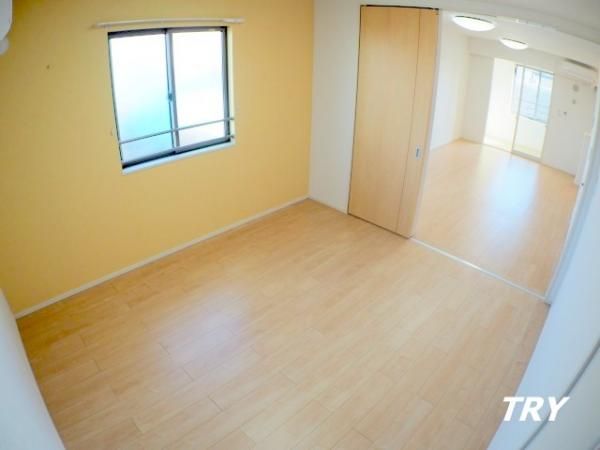 �y�Q���z�@