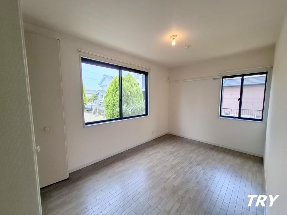 �y�Q���z�@�m��