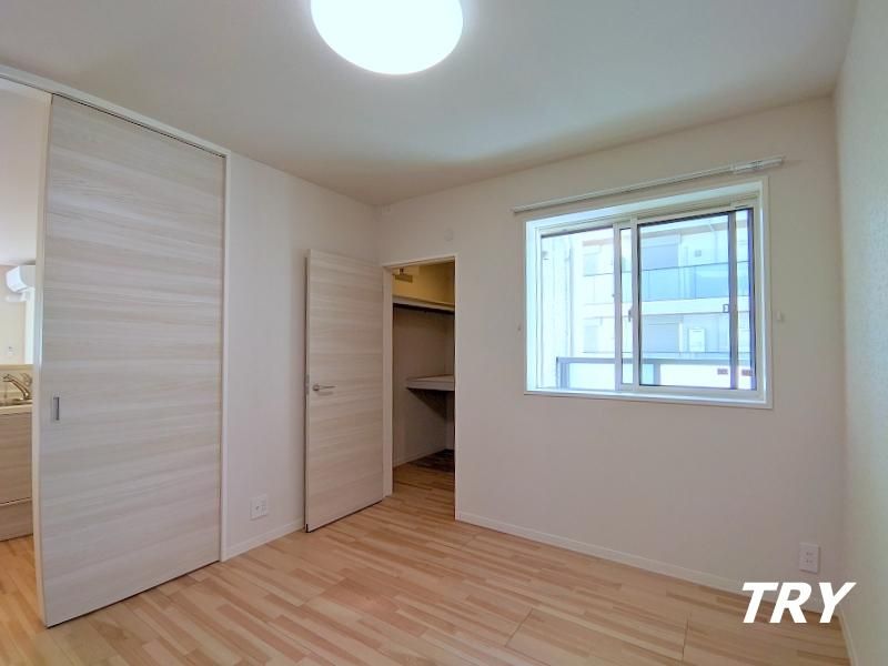 �y�Q���z�@