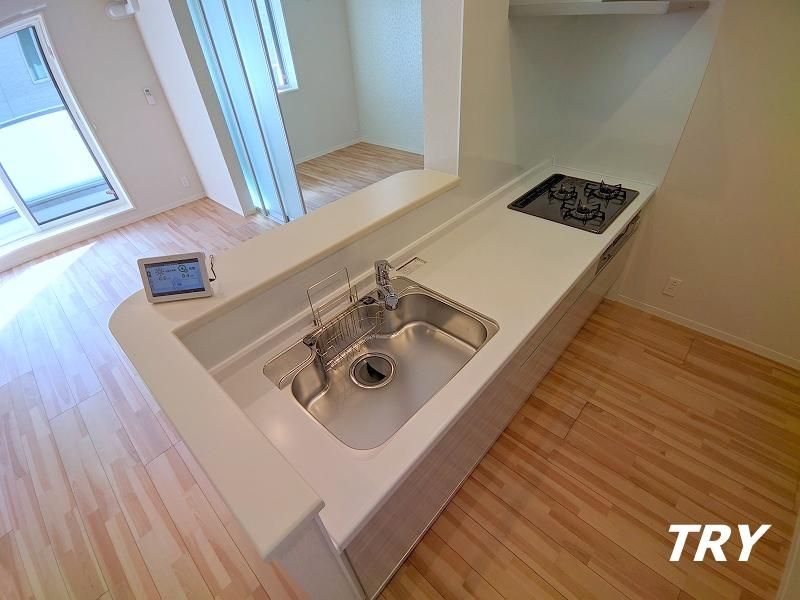 �y�L�b�`���z�@