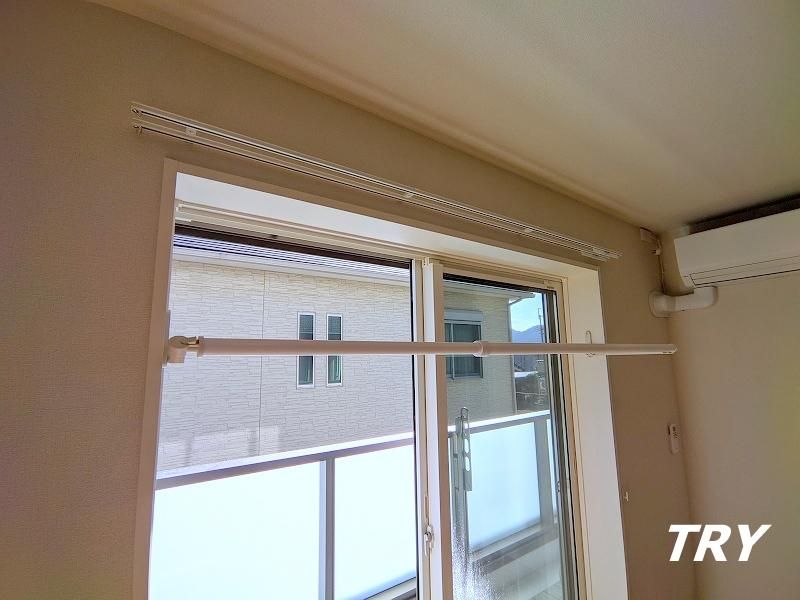 �y���̑��ݔ��z�@