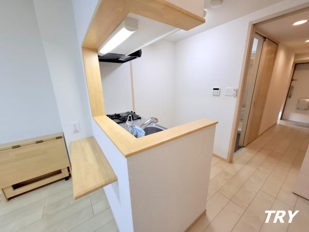 �y�L�b�`���z�@