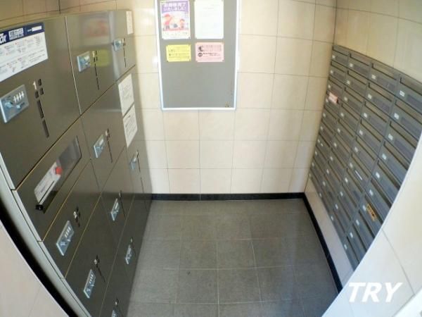 �y���̑��ݔ��z�@��zBOX