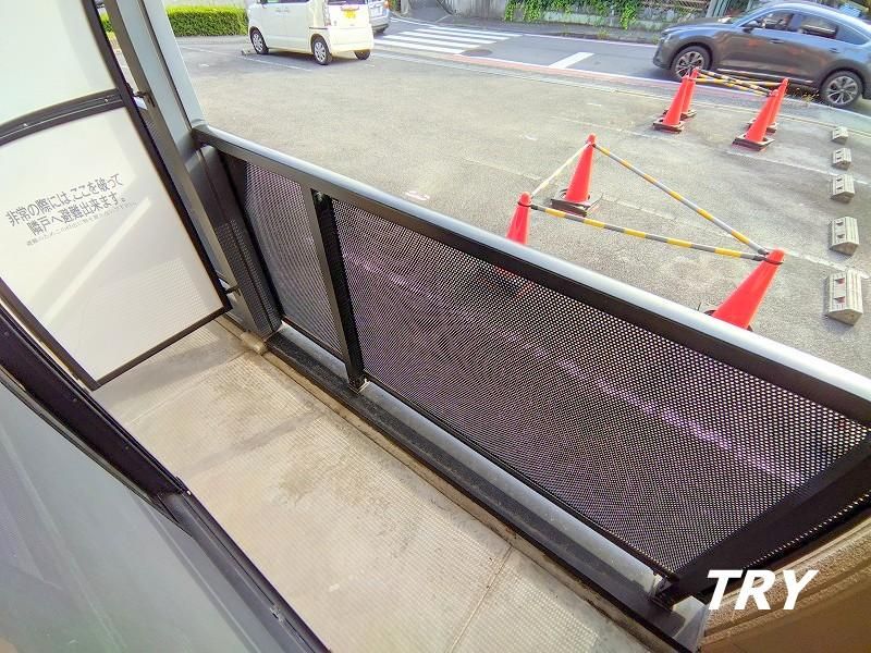 �y�o���R�j�[�z�@