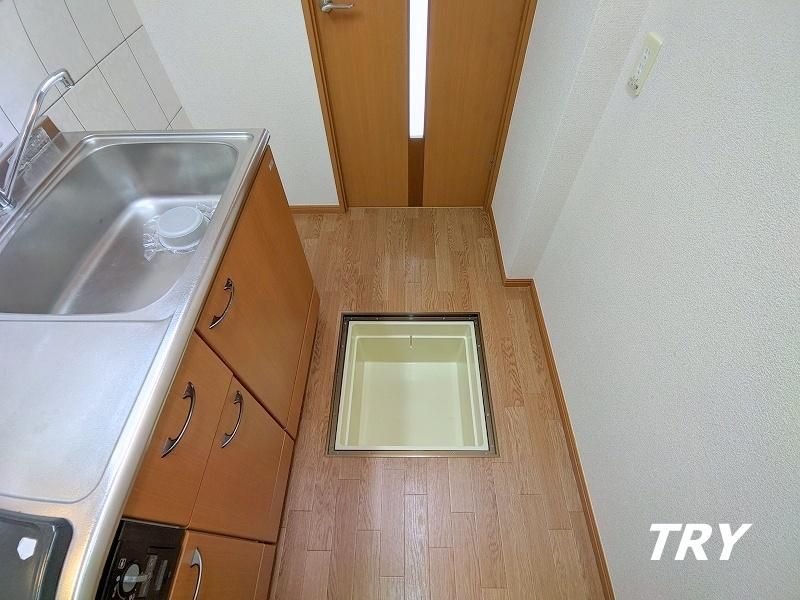 �y���[�z�@