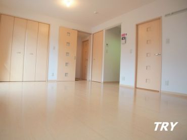 �y�Q���z�@�m��