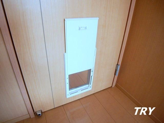 �y���̑��ݔ��z�@