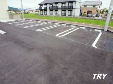 yԏz@