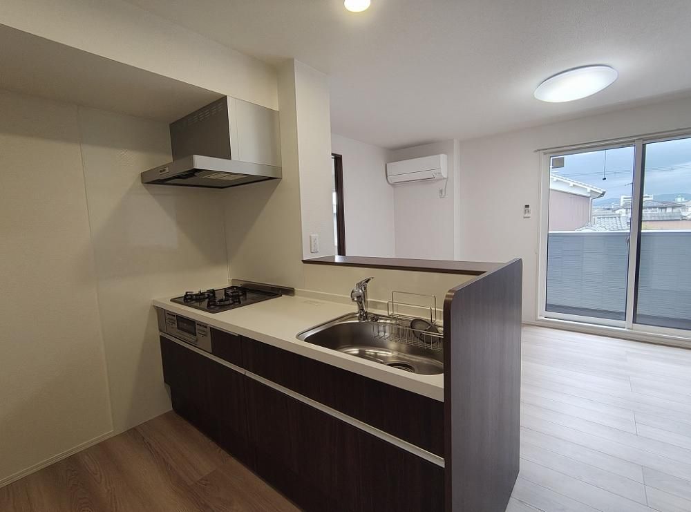 �y�L�b�`���z�@