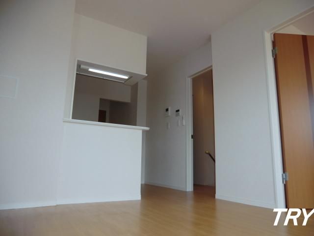 �y���ԁE���r���O�z�@