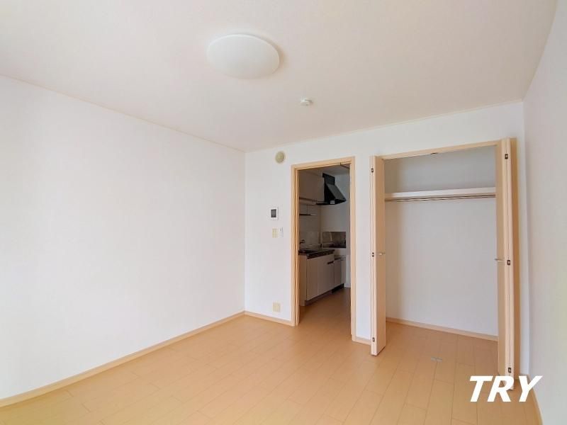 �y�Q���z�@