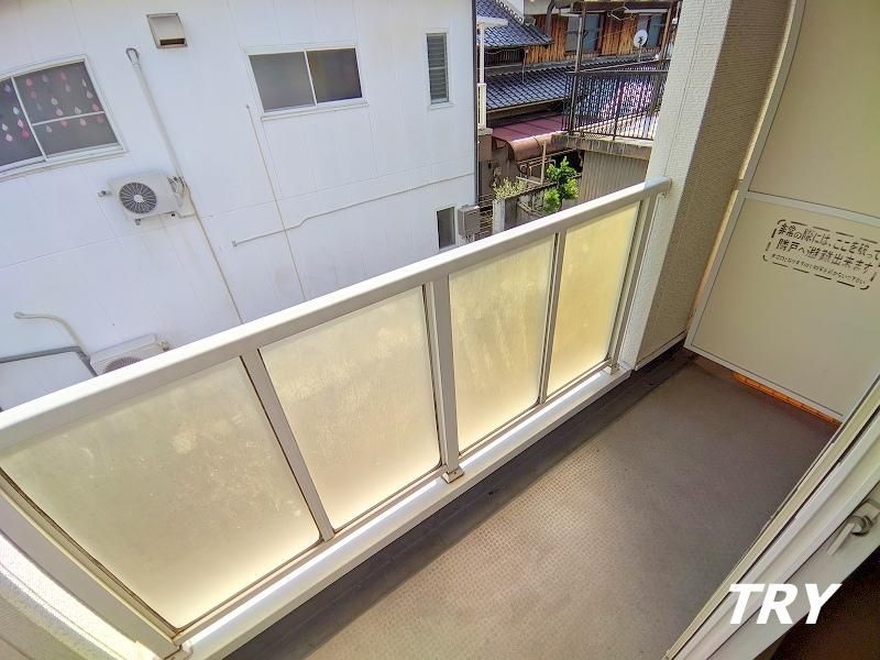 �y�o���R�j�[�z�@