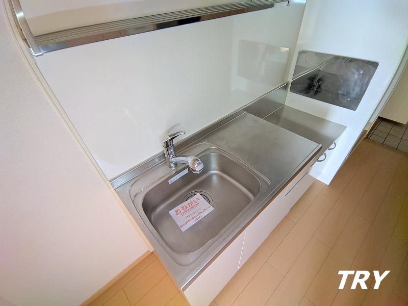 �y�L�b�`���z�@