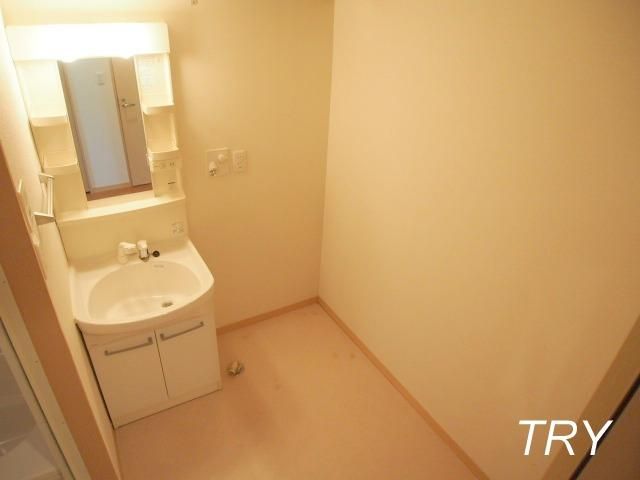 �y���ʏ��z�@