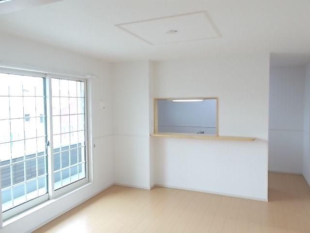 �y���ԁE���r���O�z�@