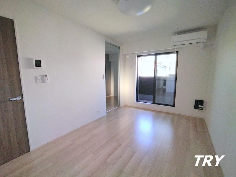 �y���ԁE���r���O�z�@