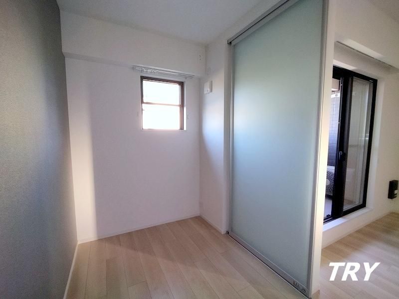 �y�Q���z�@