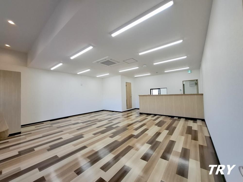 �y���̑������E�X�y�[�X�z�@