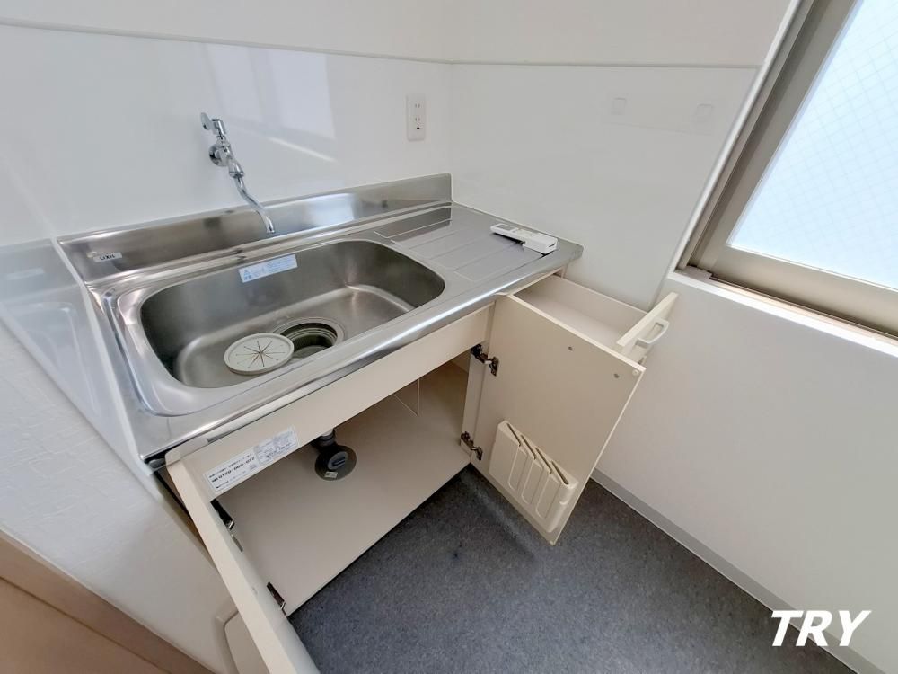 �y�L�b�`���z�@