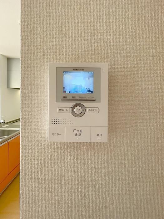 �y���̑��ݔ��z�@