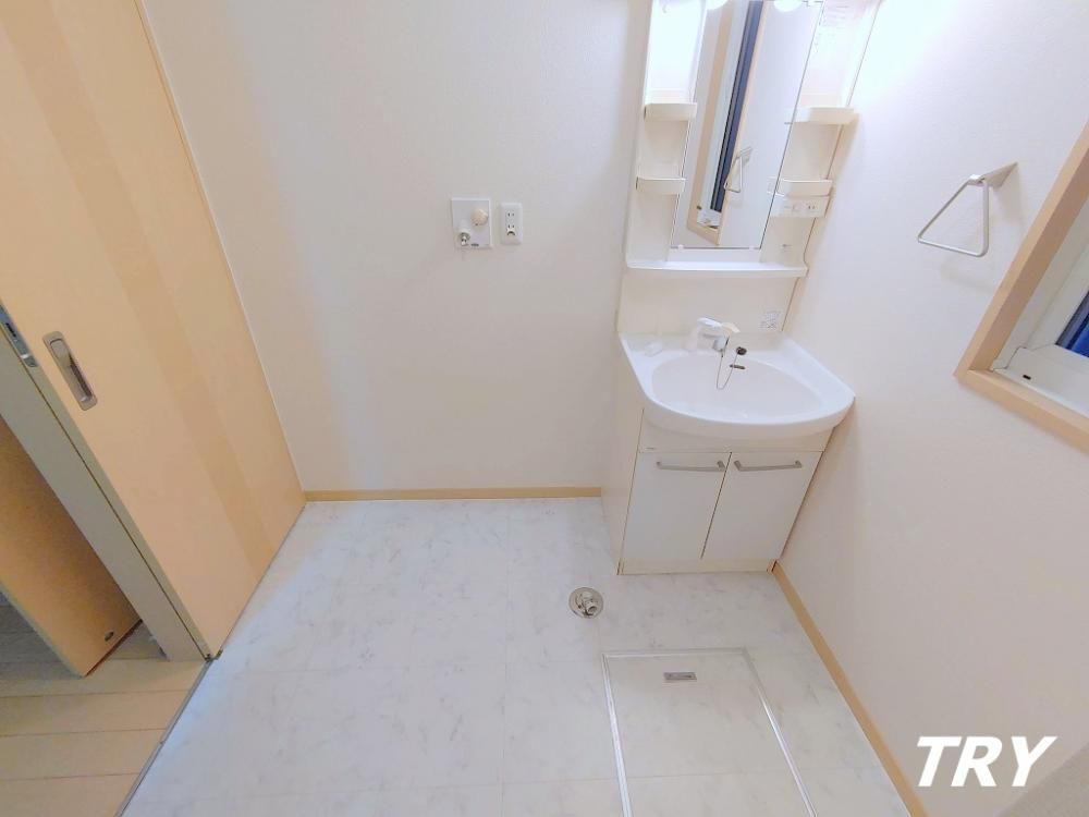 �y���ʏ��z�@