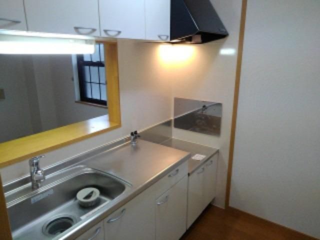 �y�L�b�`���z�@