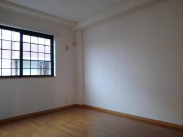 �y�Q���z�@