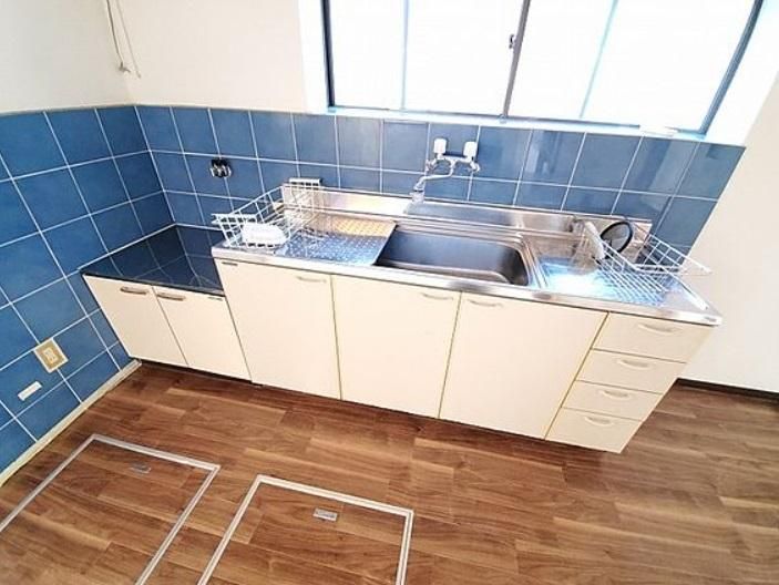 �y�L�b�`���z�@