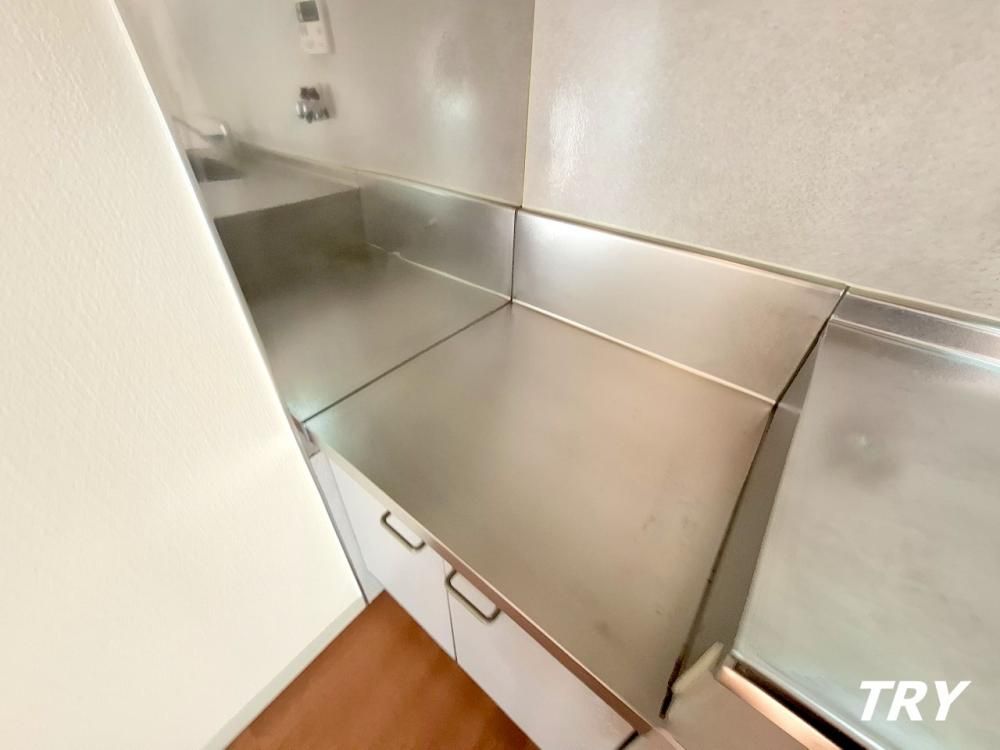 �y�L�b�`���z�@