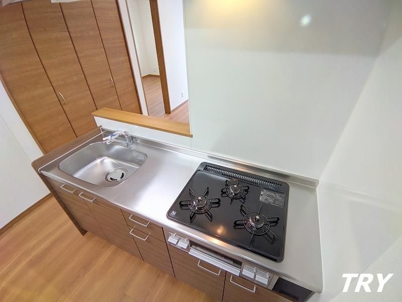 �y�L�b�`���z�@