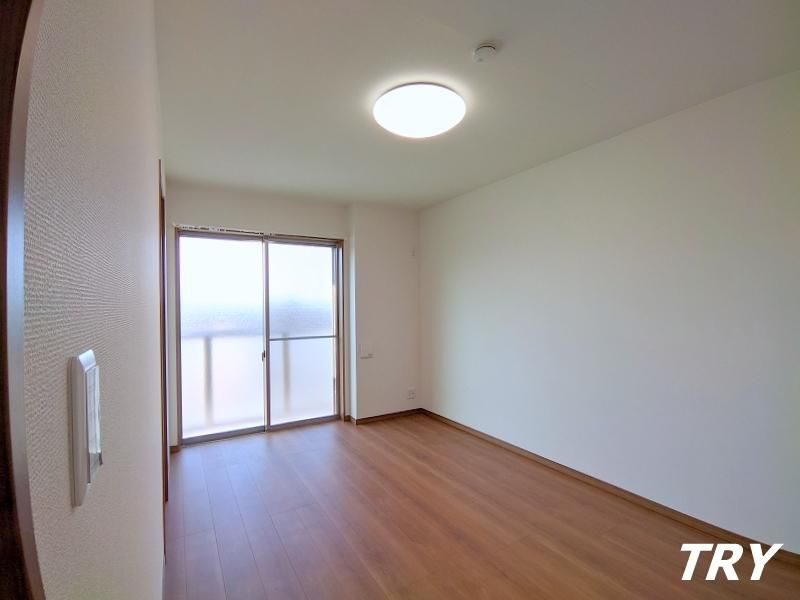 �y�Q���z�@