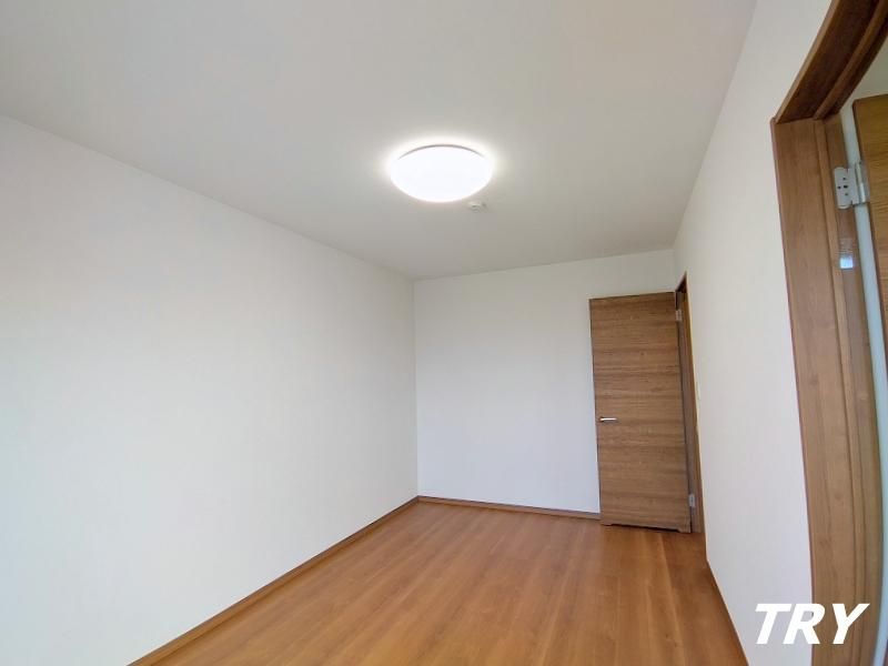 �y�Q���z�@