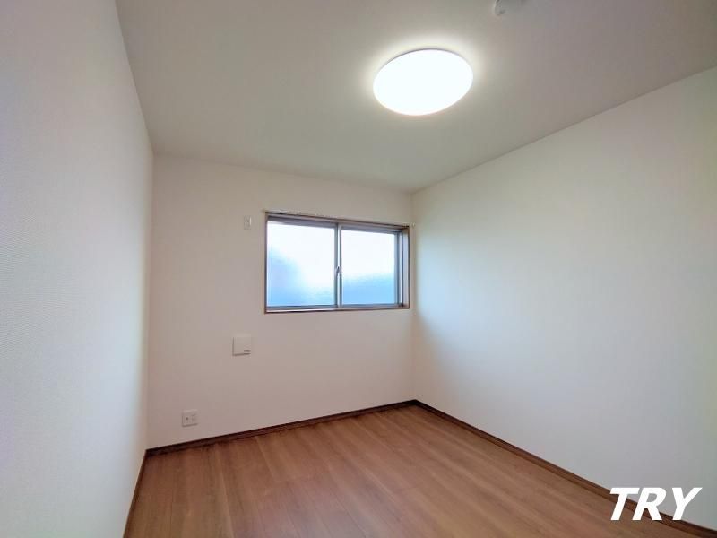 �y�Q���z�@