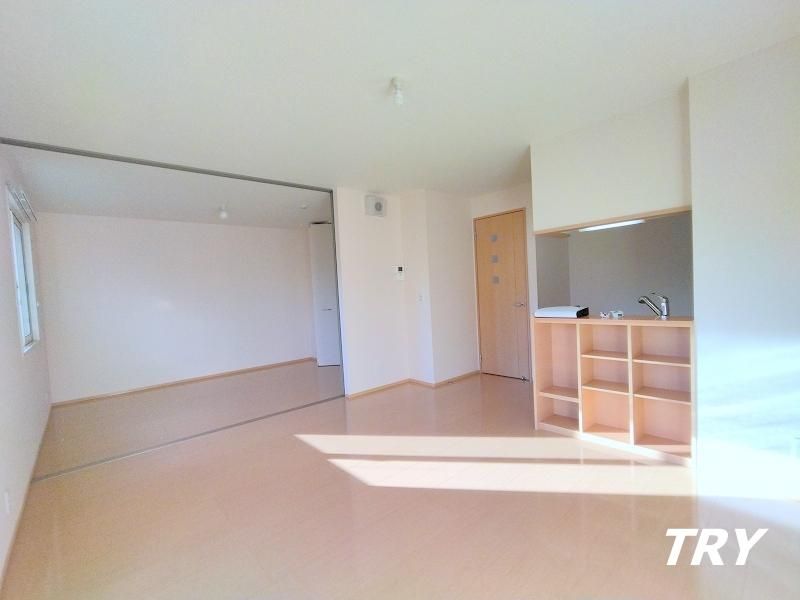 �y���ԁE���r���O�z�@