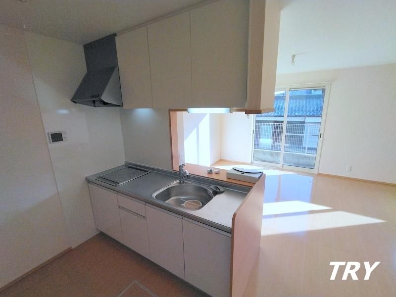 �y�L�b�`���z�@