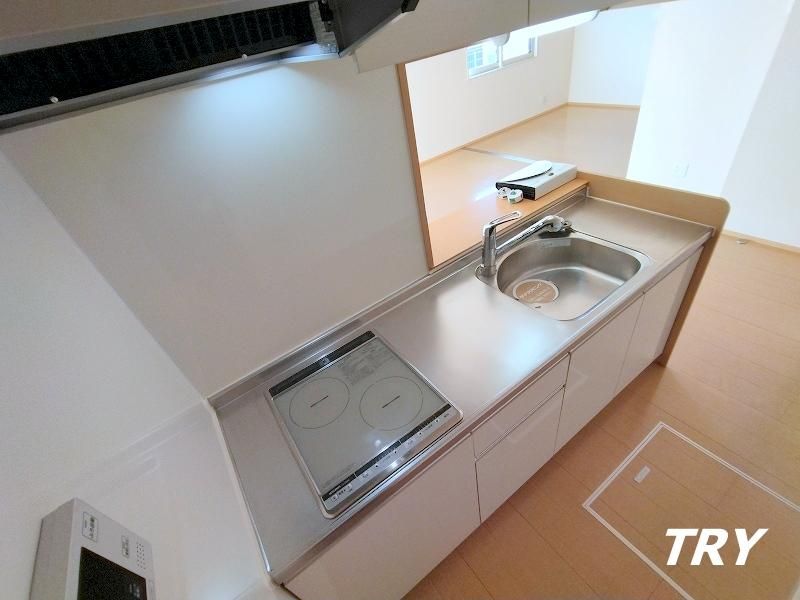 �y�L�b�`���z�@