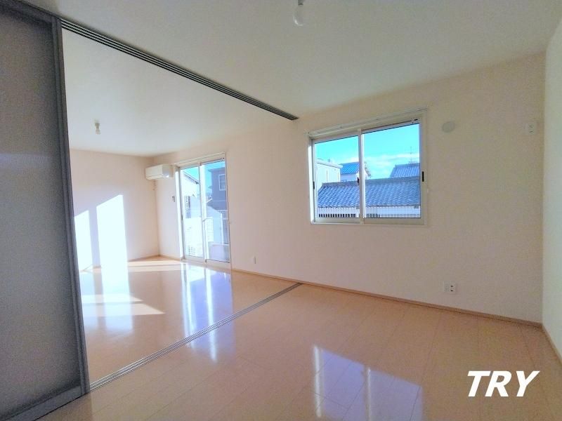 �y�Q���z�@